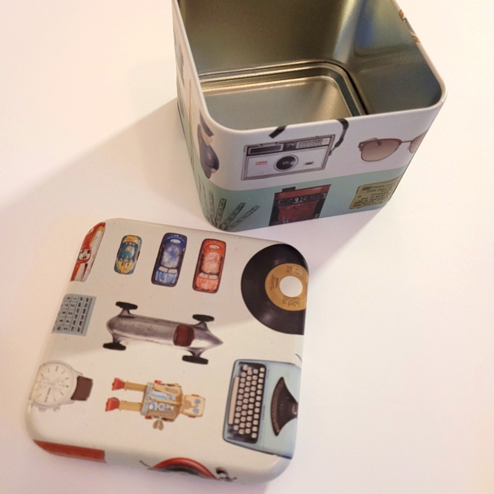 Fossil Decorative Tin Watch Boxes - Picture 3 of 3
